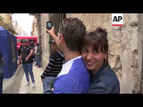 Enrique Iglesias in Cuba to film music video