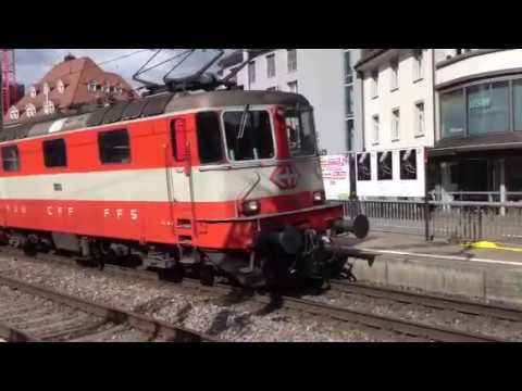 Re 8 (11215 u 11108)