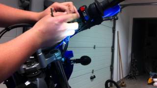 Réparer sa moto: Démonter la poignée - Conseils Moto