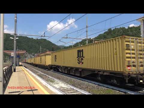 TIGRE E.652 MI SALUTA CON UN MERCI IN TRANSITO A RONCO SCRIVIA.  (GE) SAB. 12 - 6 - 2021.