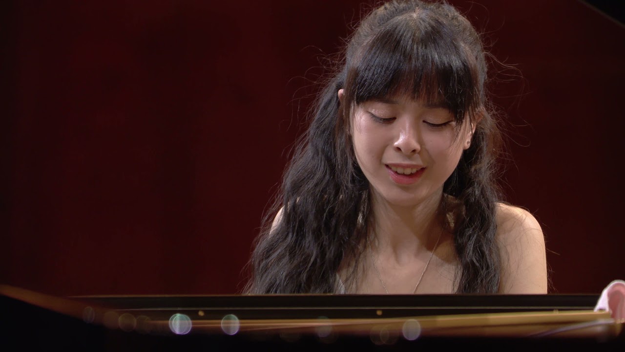 Promotional video thumbnail 1 for Sarah Tuan -- Concert Pianist