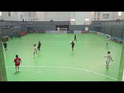 KEBUMEN ANGELS vs MUARA ENIM UNITED