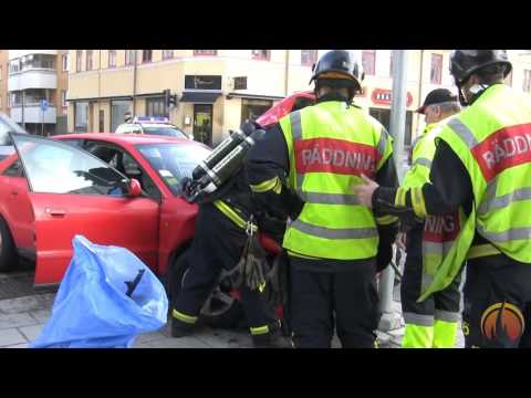 Trafikolycka på Vaksalagatan vid Storgatan