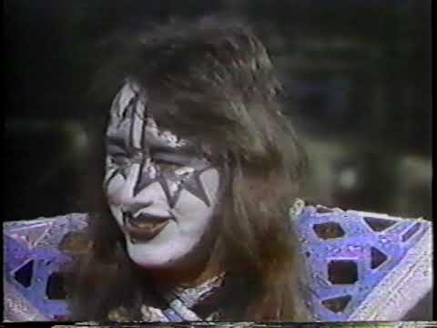 KISS - The Tom Snyder Show 10/31/1979 (Complete)