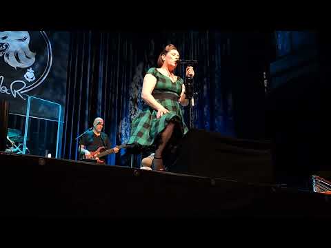 AnNa R. Live aus Köln vom 06.10.23 Über Ihr taute das Eis