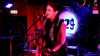 Steph Willis Live in London: 'I Think I Love You'