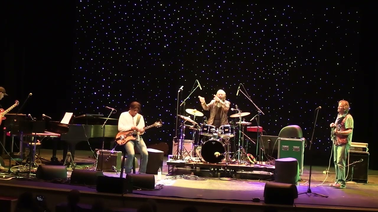 Spyro Gyra with Special Guest Stanley Jordan
