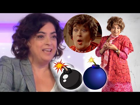 Esperando la carroza llega al teatro