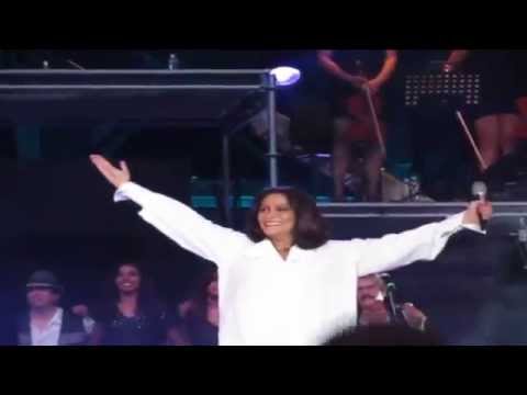 DANIELA ROMO  YO NO TE PIDO  LA LUNA Y  CADENAS  AUDITORIO NACIONAL