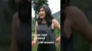 Download lagu pedagang sayur kliling di datangi artis sexy mp3