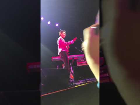 [190828] THE ROSE (24)