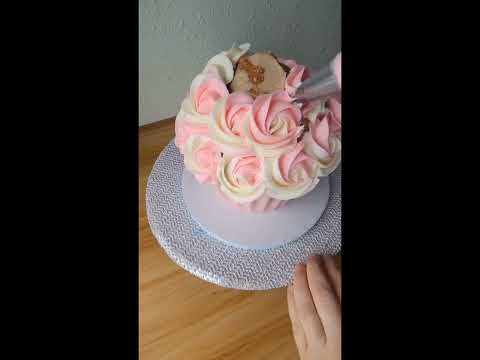 HOW I MADE A GIANT CUPCAKE CAKE 🧁 #cakeart #caketutorial #cakevideo
