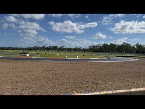 2022 ASBK Round 2 at Queensland Raceway - Superbikes