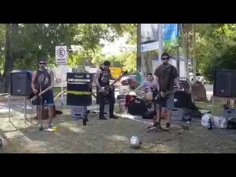 Estas Muerta Perra - El Acaparador @Villa Raffo