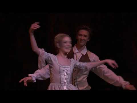 Manon Act I - Manon Meets Des Grieux - Sarah Lamb & Vadim Muntagirov