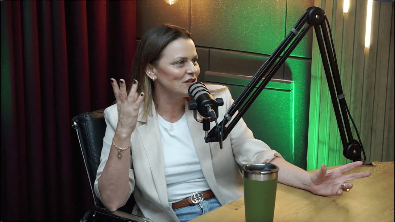 LISANDRA MASCOTTO, Especialista em Mobiliário Corporativo - Podcast Donati Inside #4