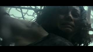 Terrifying Tree Tentacle Wraps Around Jane Levy’s Ankles | Evil Dead (Remake Clip)