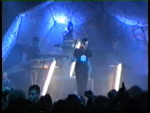 Populär - Törött pohár  ( live in PECSA 1996 09 21)