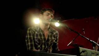 Amelia&#39;s Missing - Jon McLaughlin