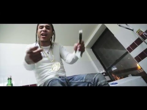 City Boy Dee feat. Coca - 32 (Official Music Video)