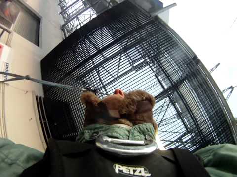 Ist es schon Sylvester in Berlin? Trailer xyz