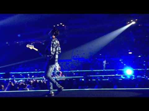 [FANCAM] 160213 CNBLUE 씨엔블루 Come Together - Coffee Shop 커피숍 + I'm Sorry 아임 쏘리 in Singapore