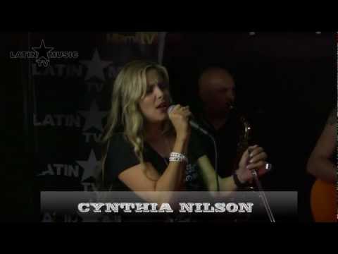 CYNTHIA NILSON EN CLANDESTINO PUB / MIAMI