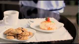 Maid 2 Travel - At Your Service