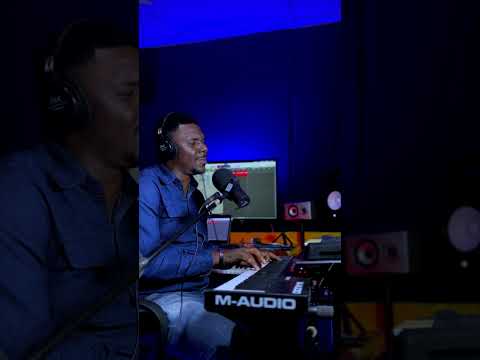 Wyllz Singing Ke nti de se Obong (When i remember)