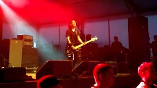 Danko Jones live bråvalla 2013 Legs