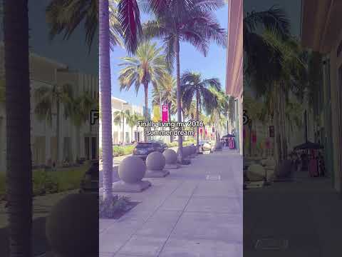 I felt like a real YouTuber here. #california #2016 #youtube #throwback #cali #musically #fyp