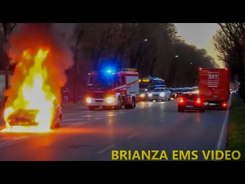 [INCENDIO VETTURA] Autopompa Vigili del fuoco Monza in azione.