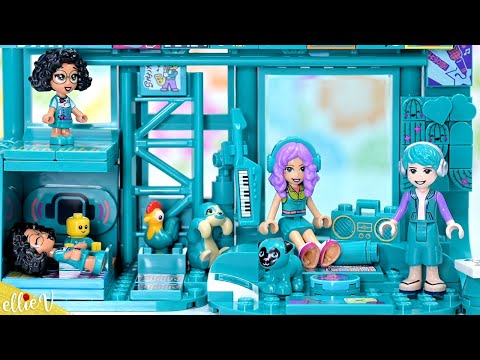 Finally! It's the Boombox Fam! And the very last Too Much Turquoise build challenge