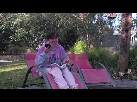 More interesting pronunciations of English "R"