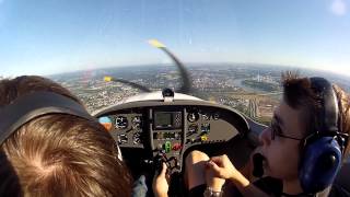 preview picture of video 'D-MODL Dynamic WT9 Rundflug über Leverkusen EDKL'