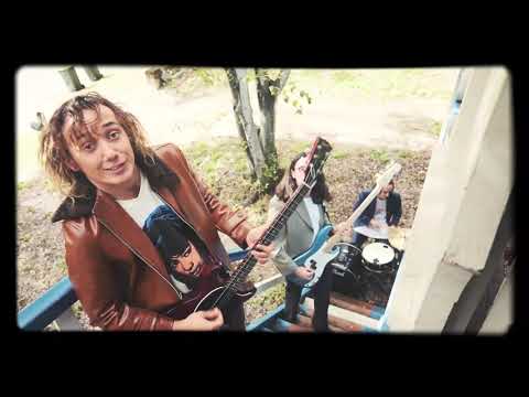 The Unknowns - Dressed To Kill (Official Video)