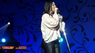 2017 HD of Sara Evans "I Could Not Ask for More" and "Real Fine Place"
