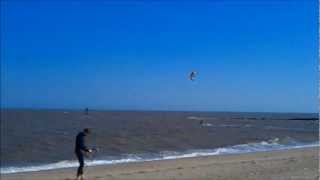 preview picture of video 'Eastcoast kiteschool, kitesurfing, clacton on sea.'