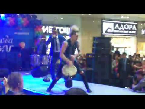 Mitya Fomin ft Drum Cast (Live in Sochi 10/25/2014) 3