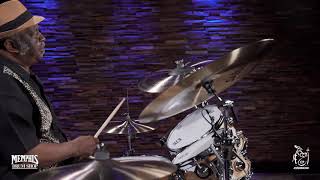 Video thumbnail for Sabian 14" AA Medium Hi-Hats Played by Bernard "Pretty" Purdie - 1000/1360g (21402-1050619O) by Memphis Drum Shop