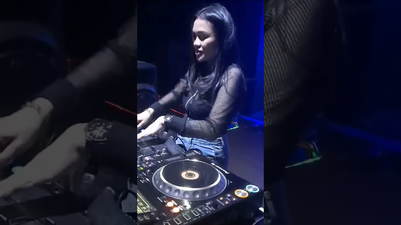 Night Party DJ Kayla On Stage🔥🔥🔥 Support By.@djsstarmanagement  #fyp  #dugemparty   #djkalimantan