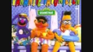 Bert En Ernie - Panne Panne Pech video