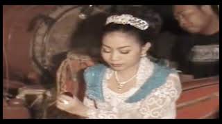 Download lagu Bendrong Seni Wayang Kulit// Sinden Julaeha mp3 Download lagu Bendrong Seni Wayang Kulit// Sinden Julaeha mp3