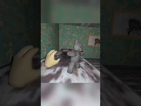 Home Alone BUT GRANNY? #granny #vrhorror #funny #homealone