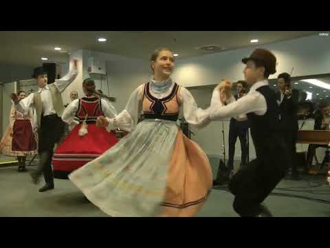 Örökség - Dubaiban jártunk - Visa, Mezőkeszü táncai