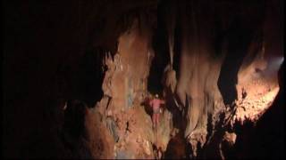 preview picture of video 'Exploring Debeljaca cave (Croatia)'