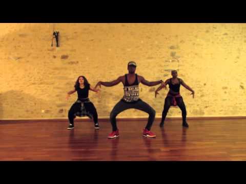 Sapé Comme Jamais | Maître Gims ft Niska - Chorégraphie Zumba by Assoum