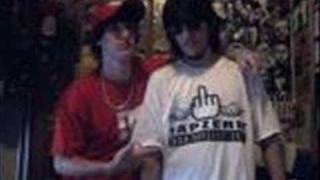 son recuerdos y promesas rotas