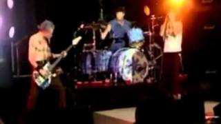 Red Hot Chili Peppers - Minor Thing - Live at Vans Skatepark