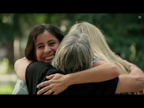 Free hugs - Just for laughs gags